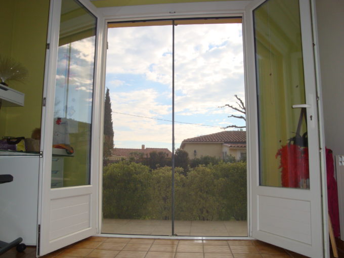InsectiDoor